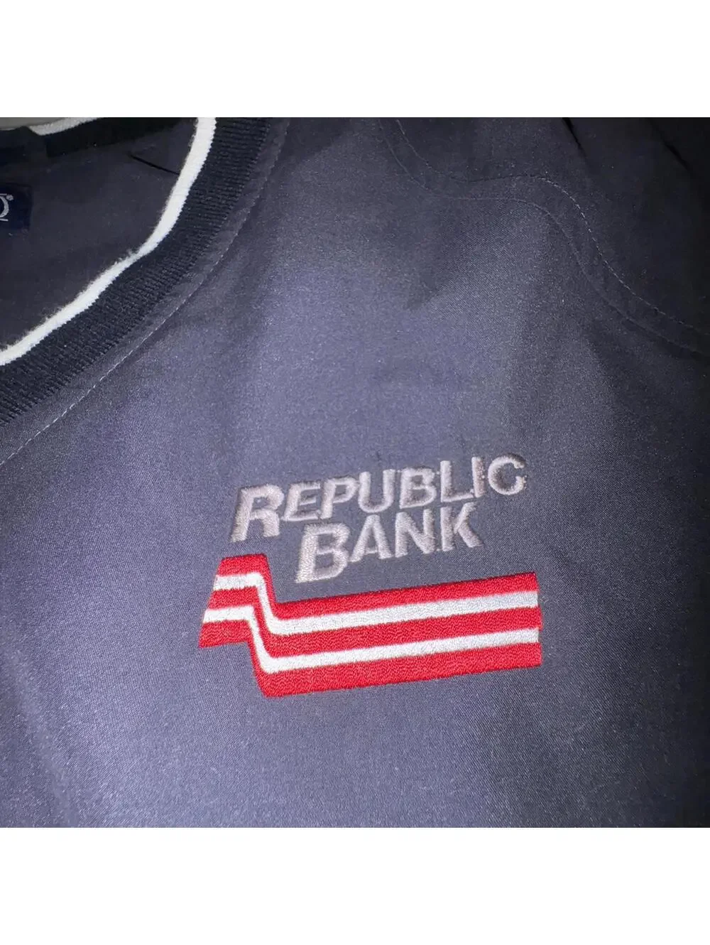 Men's 1990’s -Land’s End- Republic Bank Branded Pull Over, Size XL